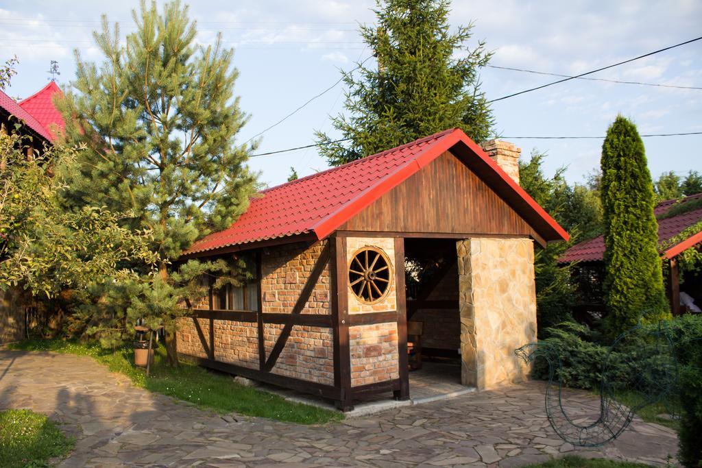 Галицька Корона Davidov Ngoại thất bức ảnh