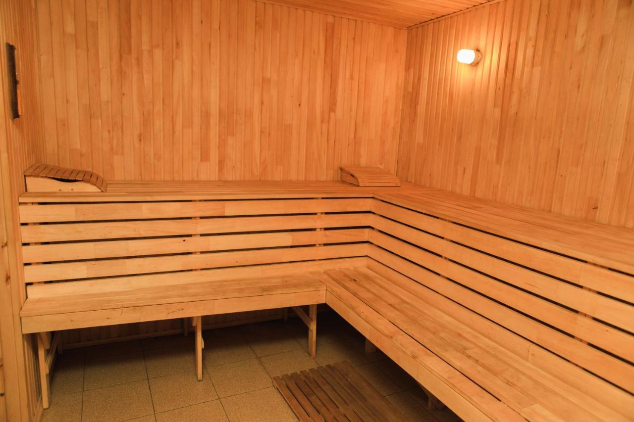 Галицька Корона Davidov Ngoại thất bức ảnh